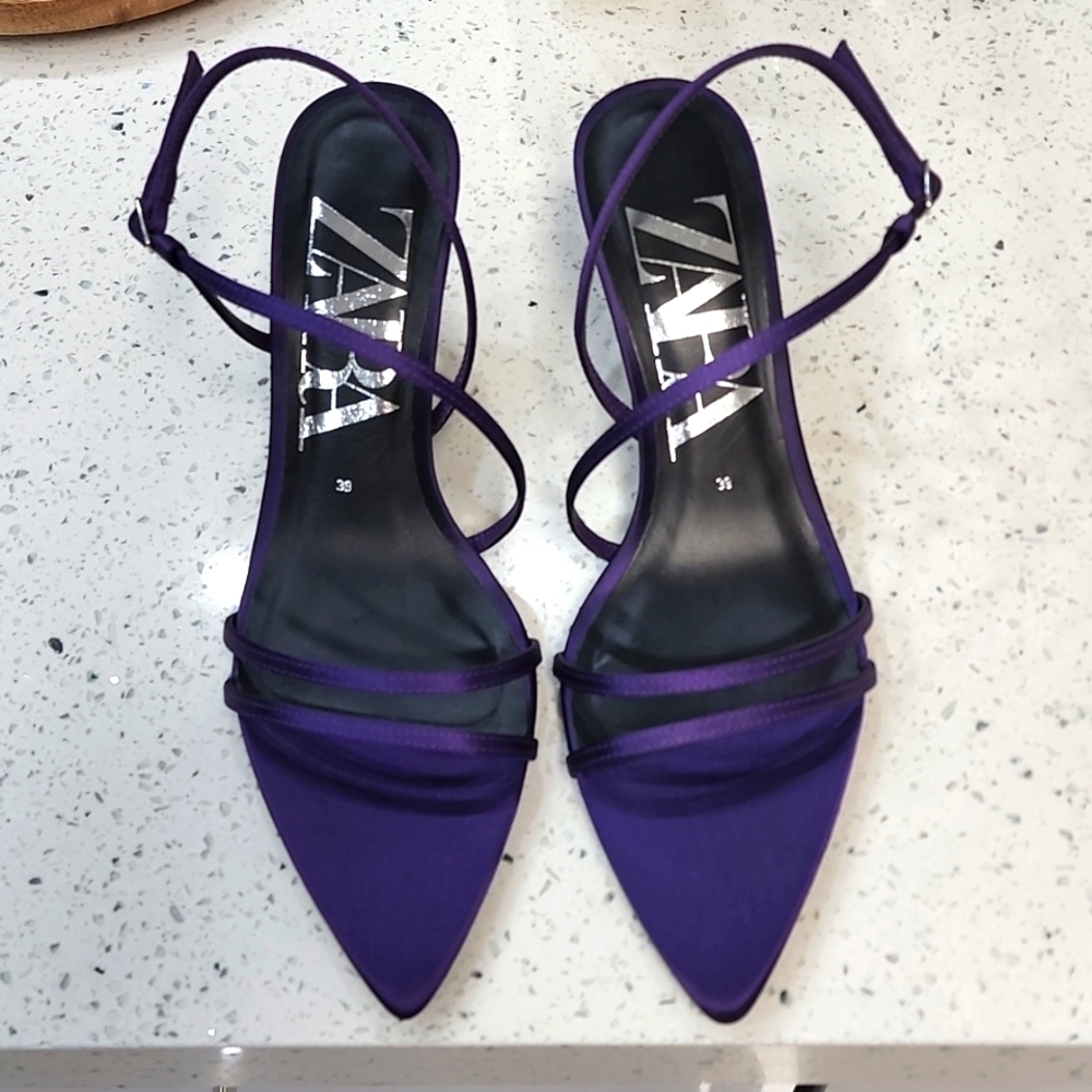Zara purple 💜 pointy sandals size 8